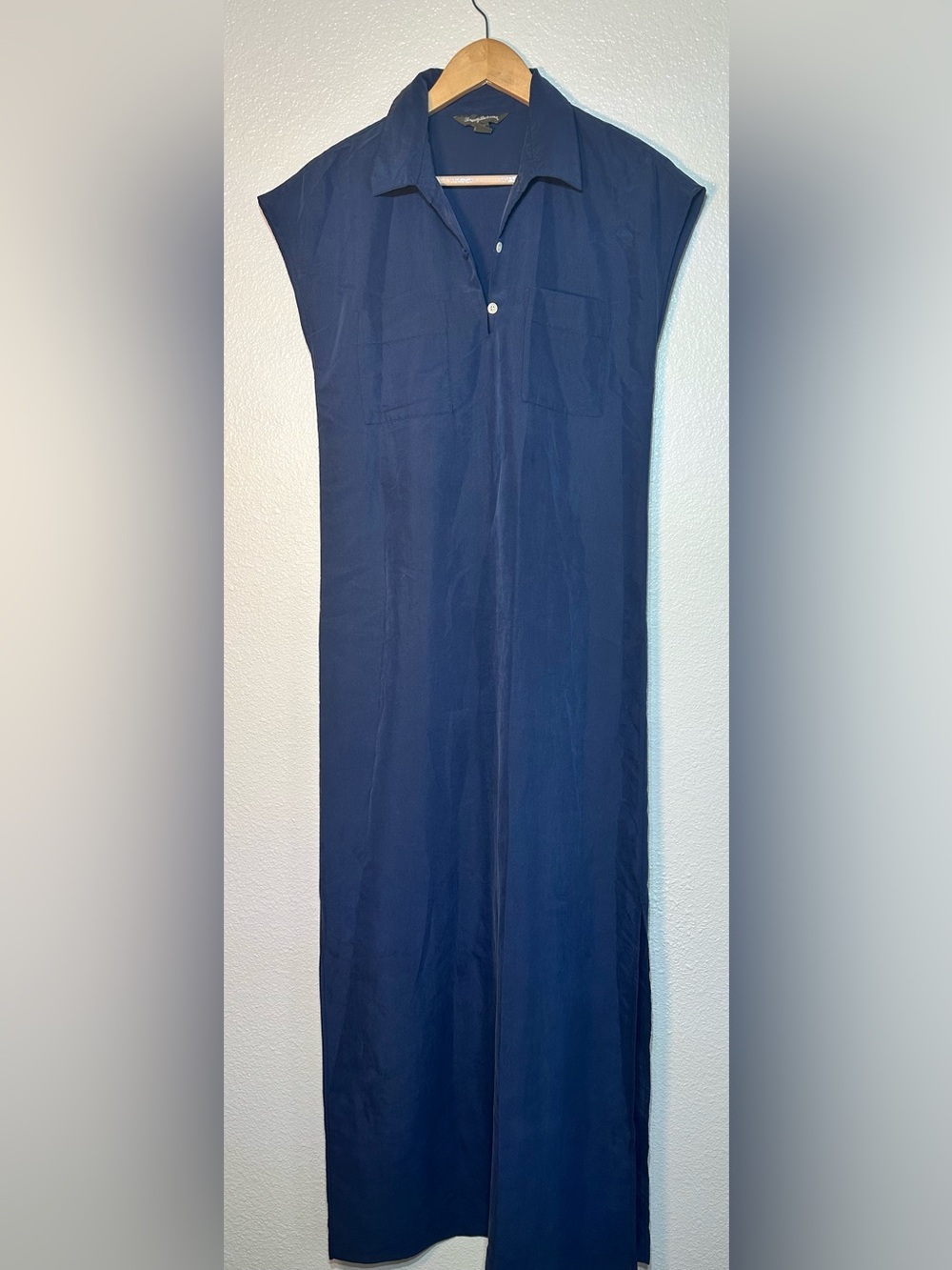 Tommy Bahama Navy Button Front side slit Cap Sleeve Maxi Dress Women’s - Picture 2 of 6